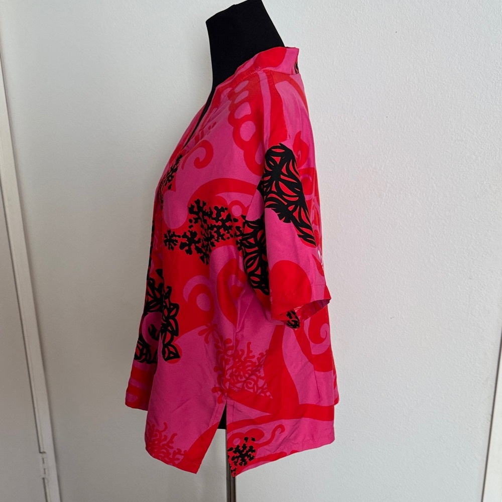 Vibrant Red and Black Women's Top - Picture 2 of 5